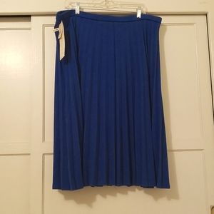 Talbott Size 18 Blue Pleated Skirt